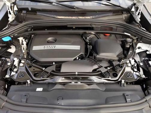 2025 BMW X2 xDrive28i