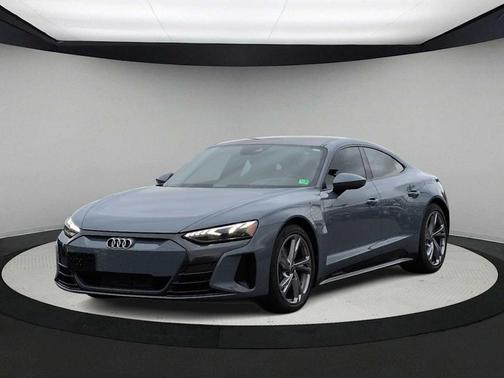 2023 Audi e-tron GT Premium Plus