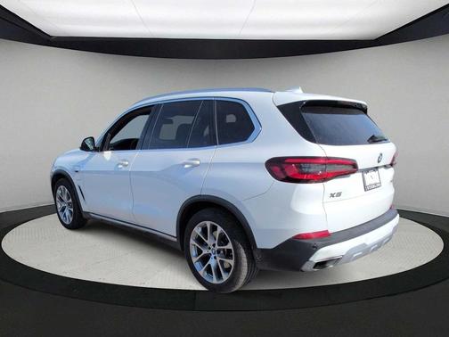 2023 BMW X5 PHEV xDrive45e