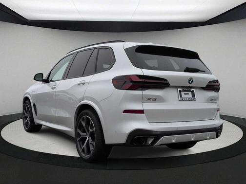 Mineral White Metallic 2026 BMW X5 PHEV xDrive50e