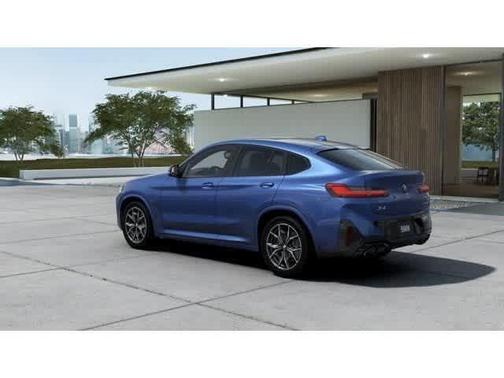 2025 BMW X4 xDrive30i