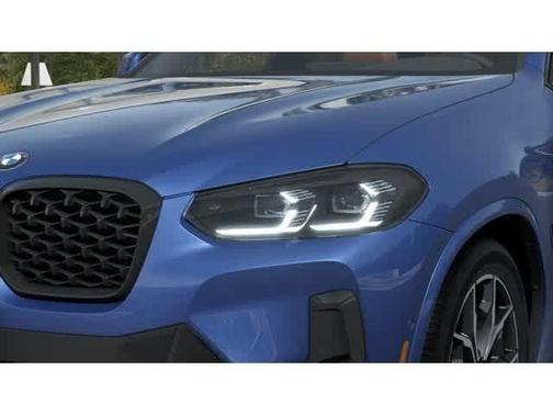 2025 BMW X4 xDrive30i