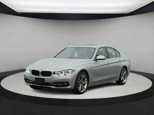 2018 BMW 330 i xDrive