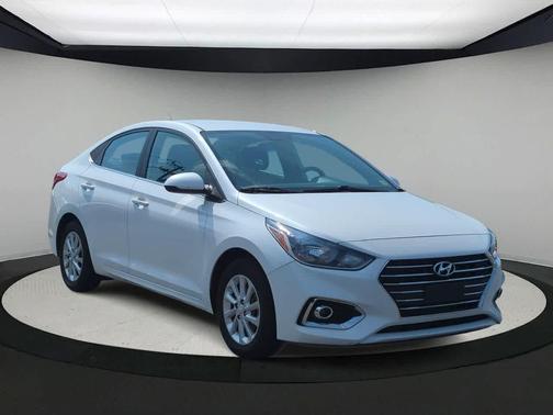 2022 Hyundai Accent SEL