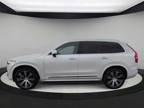 2022 Volvo XC90 Recharge Plug-In Hybrid T8 Inscription Extended Range 7P