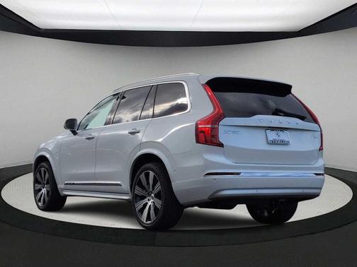 2022 Volvo XC90 Recharge Plug-In Hybrid T8 Inscription Extended Range 7P