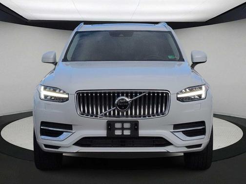 2022 Volvo XC90 Recharge Plug-In Hybrid T8 Inscription Extended Range 7P