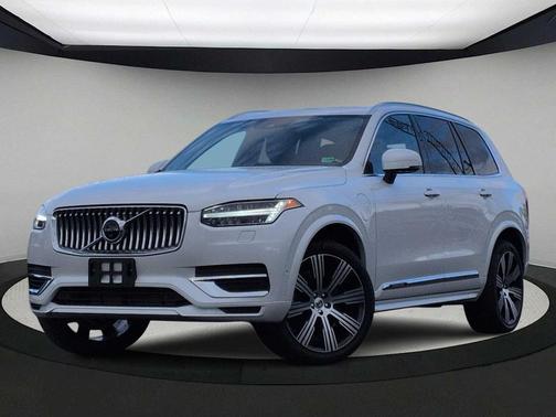 2022 Volvo XC90 Recharge Plug-In Hybrid T8 Inscription Extended Range 7P