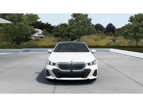 2026 BMW 550e xDrive