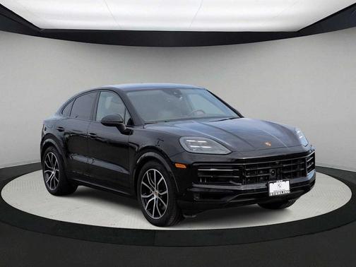 2025 Porsche Cayenne AWD