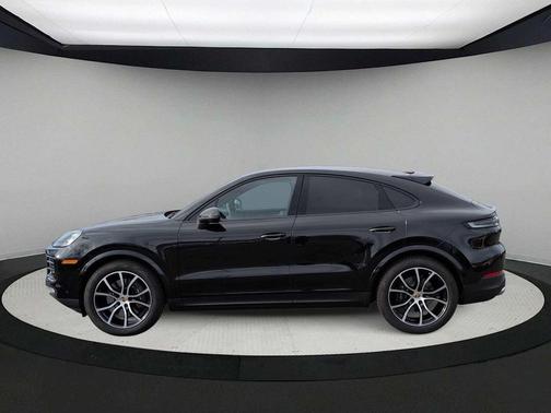 2025 Porsche Cayenne AWD