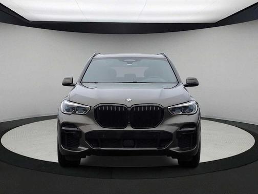 Manhattan Green Metallic 2022 BMW X5 xDrive40i