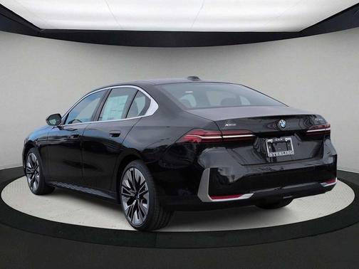 2026 BMW 530 i xDrive