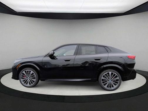 Black Sapphire Metallic 2026 BMW X2 M35i