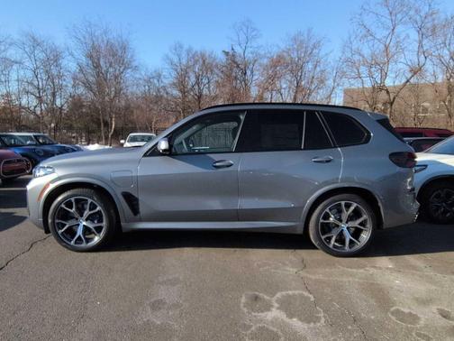 2026 BMW X5 PHEV xDrive50e