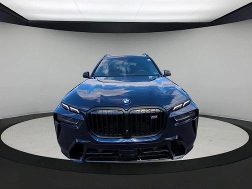 2026 BMW X7 M60i