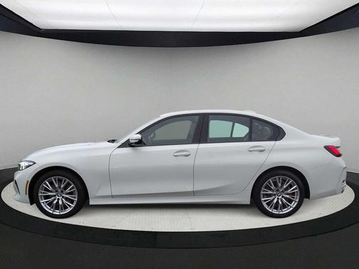 2023 BMW 330 i xDrive