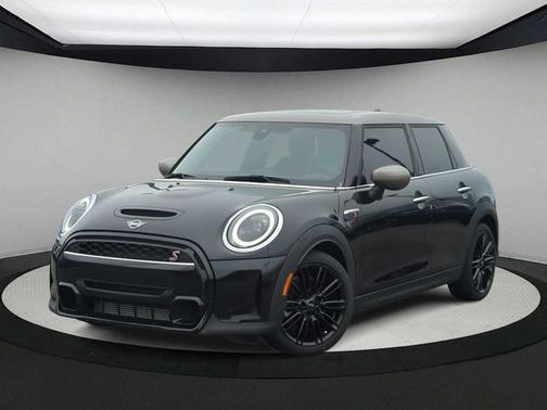 2023 MINI Hardtop Cooper S