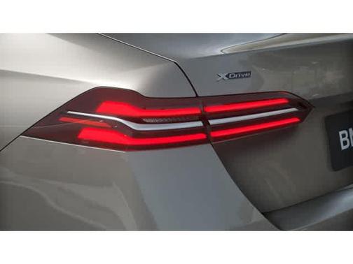 2026 BMW 540 i xDrive