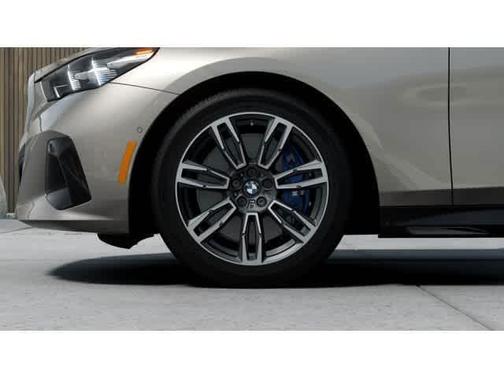 2026 BMW 540 i xDrive