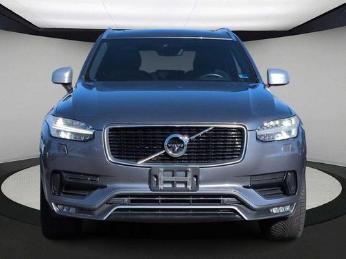2017 Volvo XC90 T6 R-Design