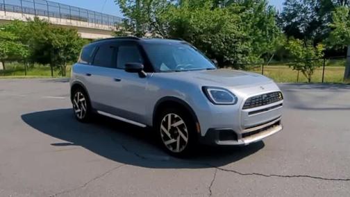 2025 MINI Countryman Base