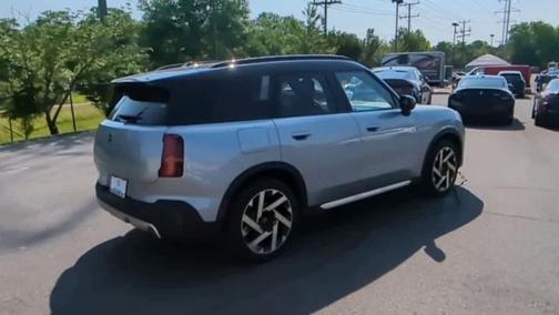 2025 MINI Countryman Base