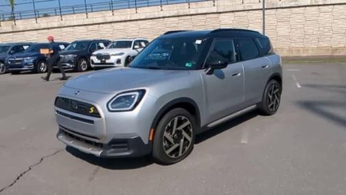 2025 MINI Countryman Base