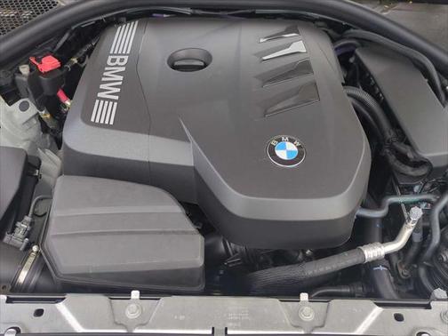 2025 BMW 330 i xDrive