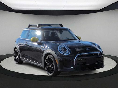 2024 MINI SE Hardtop Cooper