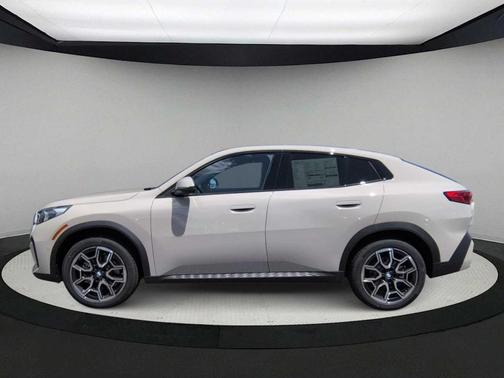 Dune 2026 BMW X2 xDrive28i