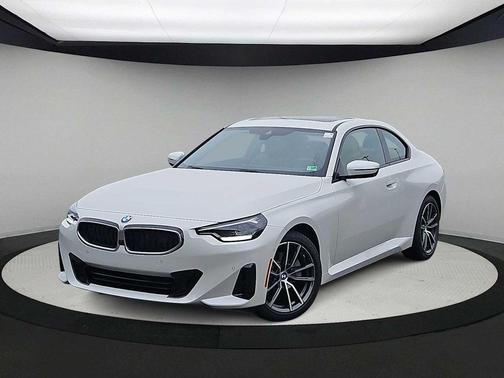 2025 BMW 230 i xDrive