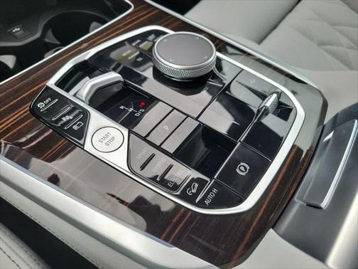 2025 BMW X5 PHEV xDrive50e