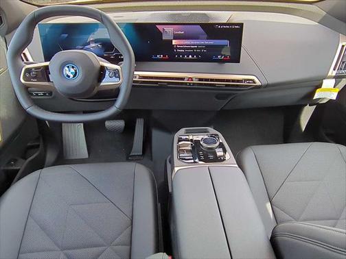 2025 BMW iX xDrive50