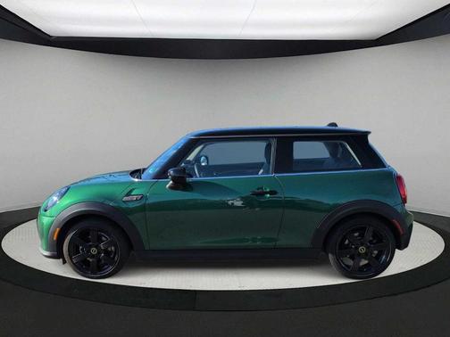 2024 MINI SE Hardtop Cooper
