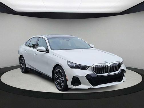 2026 BMW 550e xDrive