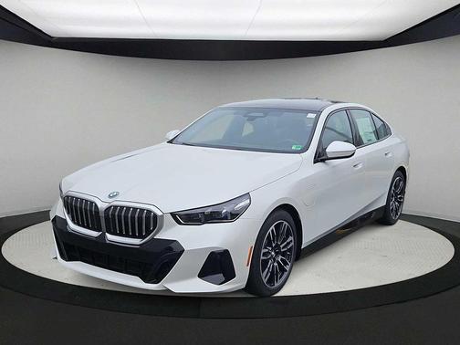 2026 BMW 550e xDrive