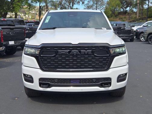 Bright White Clearcoat 2026 RAM 1500 Big Horn/Lone Star