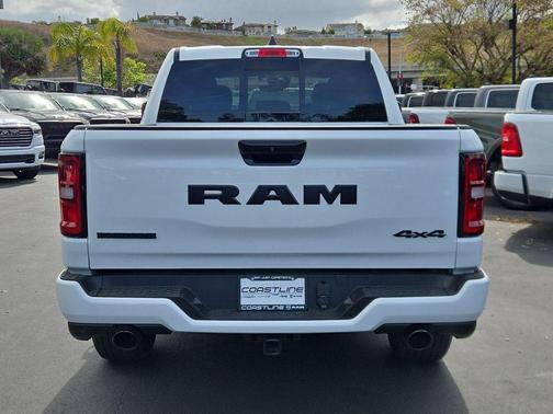 Bright White Clearcoat 2026 RAM 1500 Big Horn/Lone Star