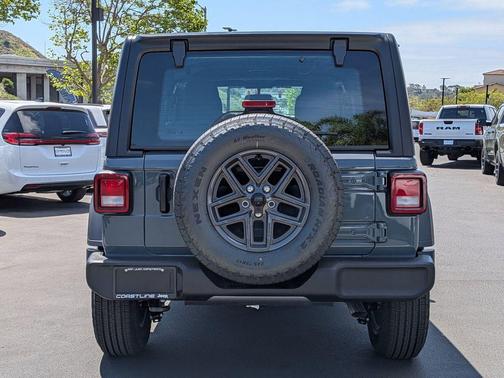 Anvil Clearcoat 2026 Jeep Wrangler Sport