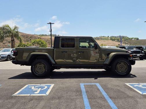 41 2026 Jeep Gladiator Willys 41