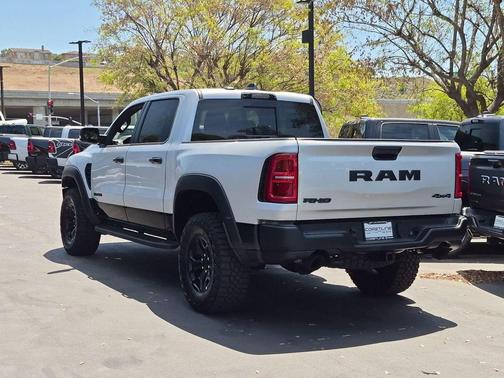 Silver Zynith 2026 RAM 1500 RHO