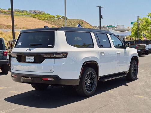 Bright White Clearcoat 2026 Jeep Grand Wagoneer L Base