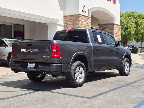 Granite Crystal Clearcoat Metallic 2026 RAM 1500 Big Horn/Lone Star