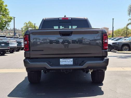 Granite Crystal Clearcoat Metallic 2026 RAM 1500 Big Horn/Lone Star