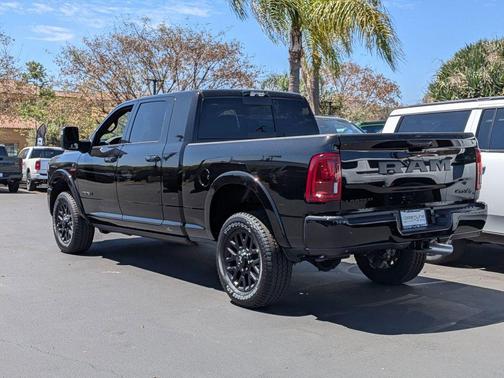 Diamond Black 2026 RAM 2500 Limited