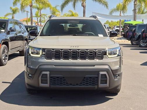 Sting Gray Clearcoat 2026 Jeep Cherokee LAREDO/LIMITED