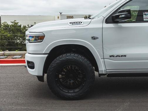Bright White Clearcoat 2026 RAM 1500 Laramie
