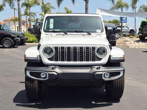 Bright White Clearcoat 2026 Jeep Wrangler Sahara