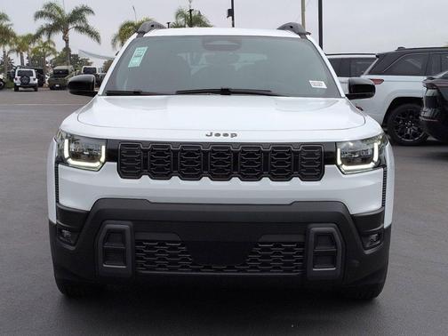 Bright White Clearcoat 2026 Jeep Cherokee LAREDO/LIMITED